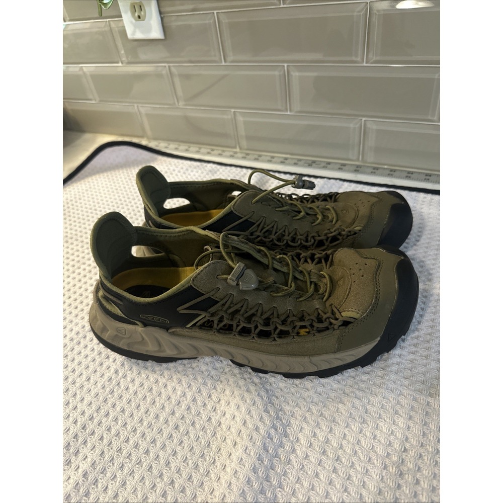 KEEN UNEEK NXIS Men's Size 11M Dark Olive/Olive Drab Sneakers Trail Hike 1027283